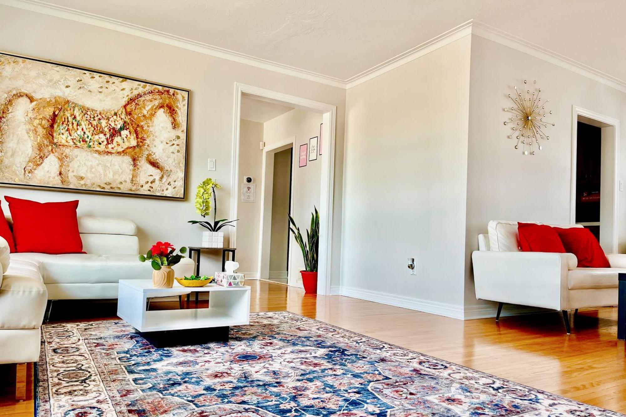 Sunny House - Main Floor, Free Parking, In Toronto Hotel Ngoại thất bức ảnh