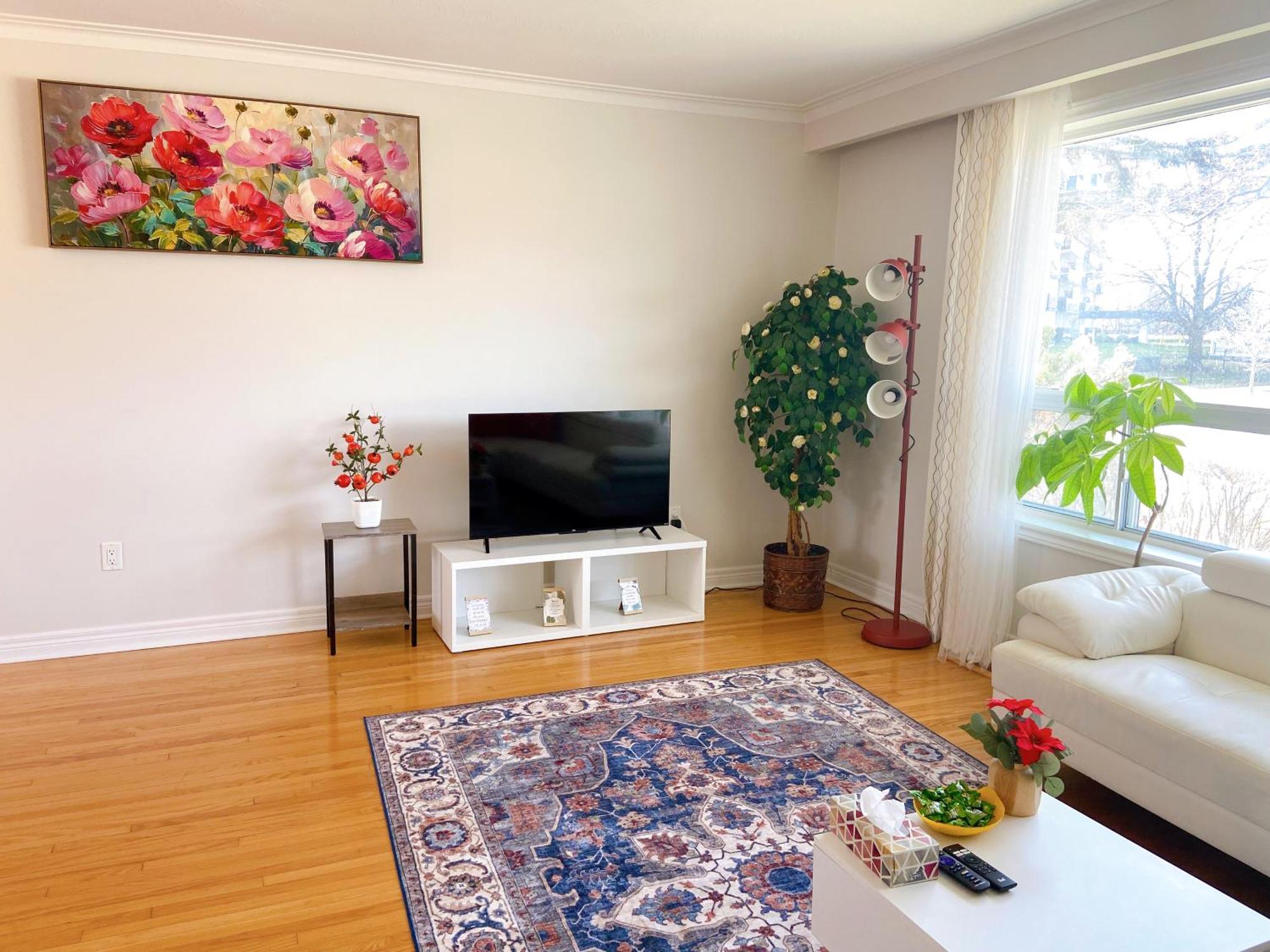 Sunny House - Main Floor, Free Parking, In Toronto Hotel Ngoại thất bức ảnh
